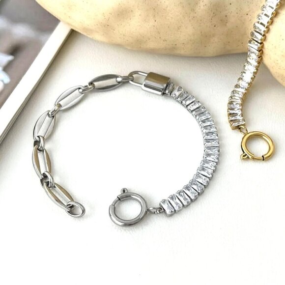 NWT Lock Charm Bracelet 14K White Gold Plated CZ Links 7” - Picture 3 of 10